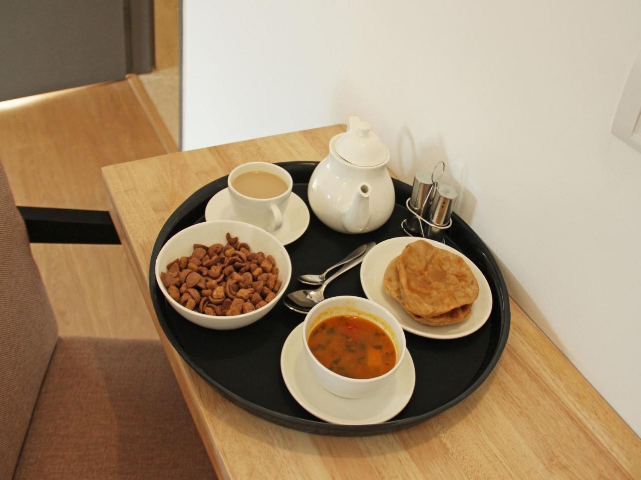 Oyo 281 Twins Kitchen Hotel Dhulikhel Bagian luar foto