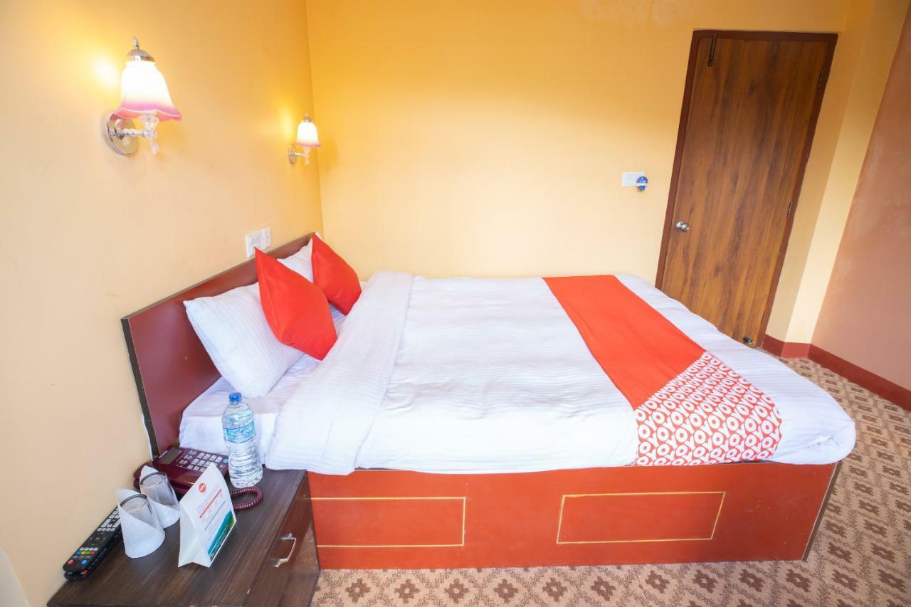 Oyo 281 Twins Kitchen Hotel Dhulikhel Bagian luar foto