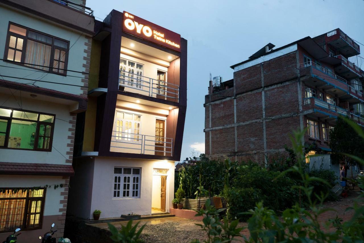 Oyo 281 Twins Kitchen Hotel Dhulikhel Bagian luar foto