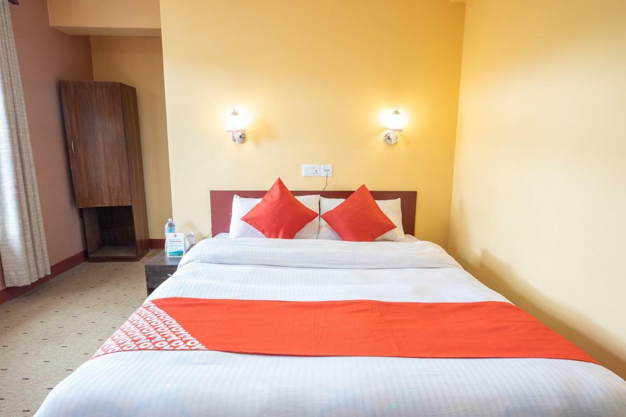 Oyo 281 Twins Kitchen Hotel Dhulikhel Bagian luar foto