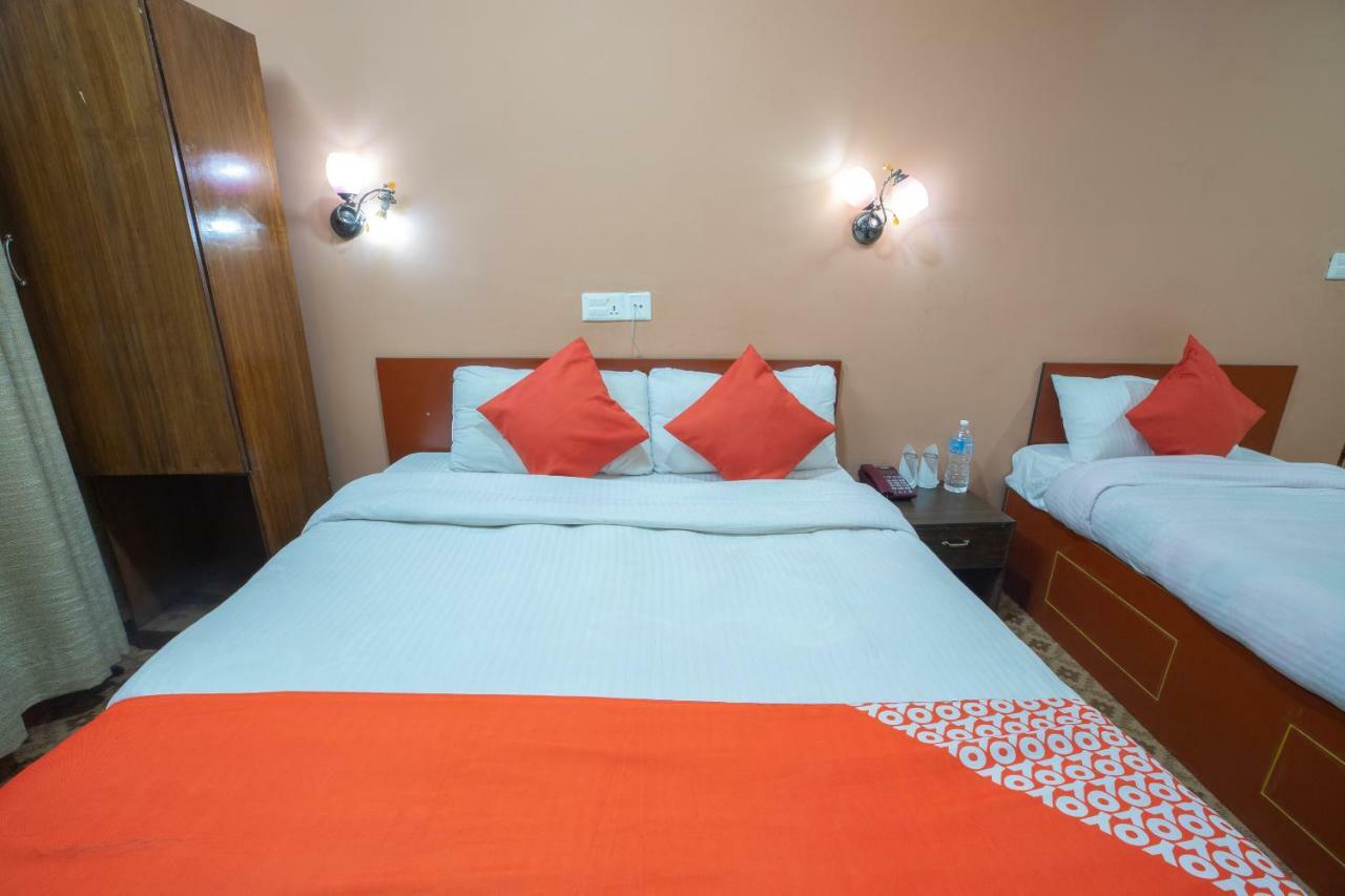 Oyo 281 Twins Kitchen Hotel Dhulikhel Bagian luar foto